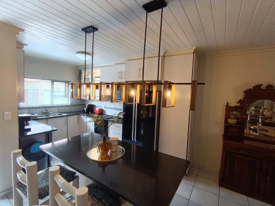 3 Bedroom Property for Sale in Waterval East North West